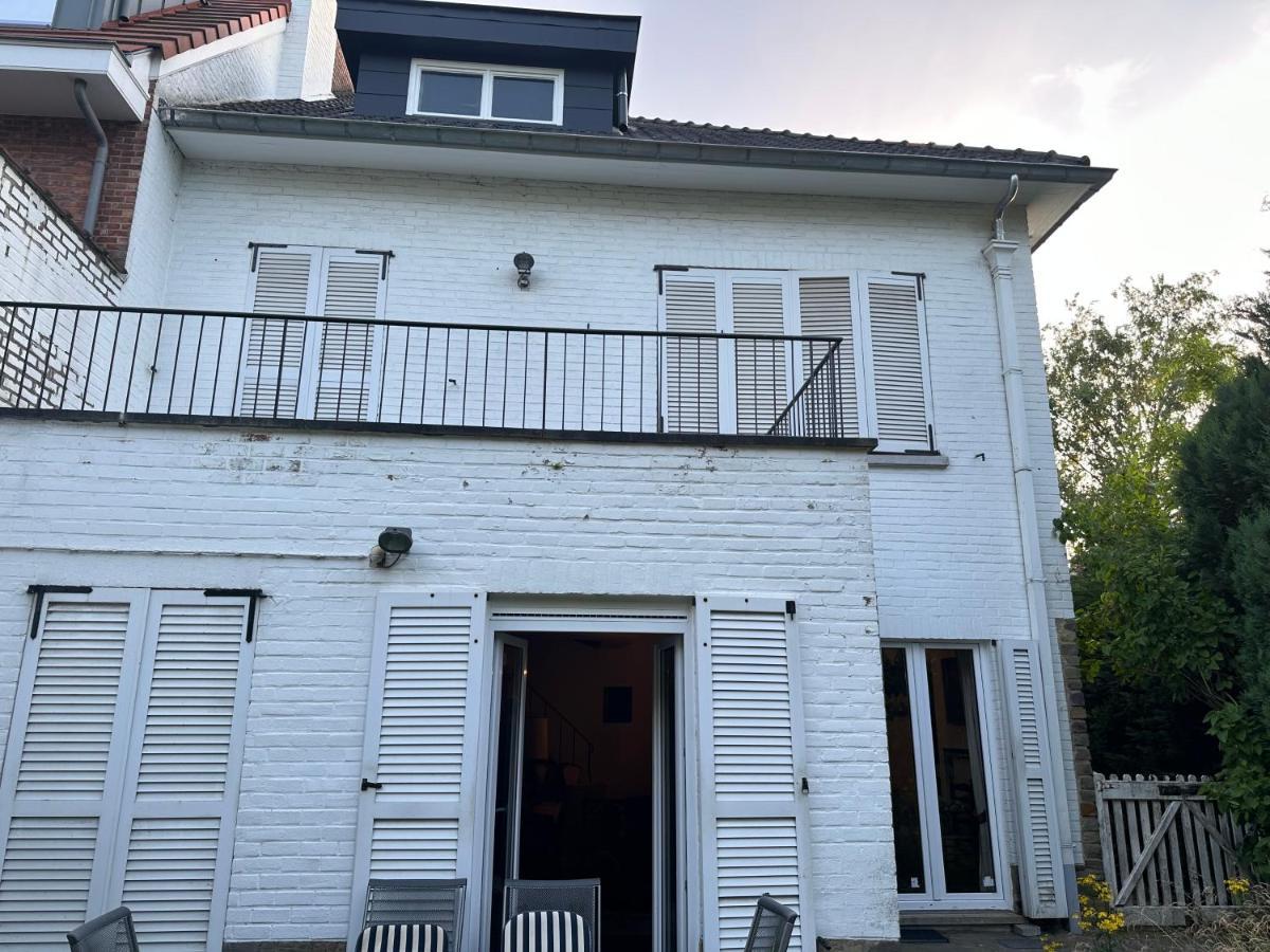 House Of Tanya Bed and Breakfast Brussel Buitenkant foto