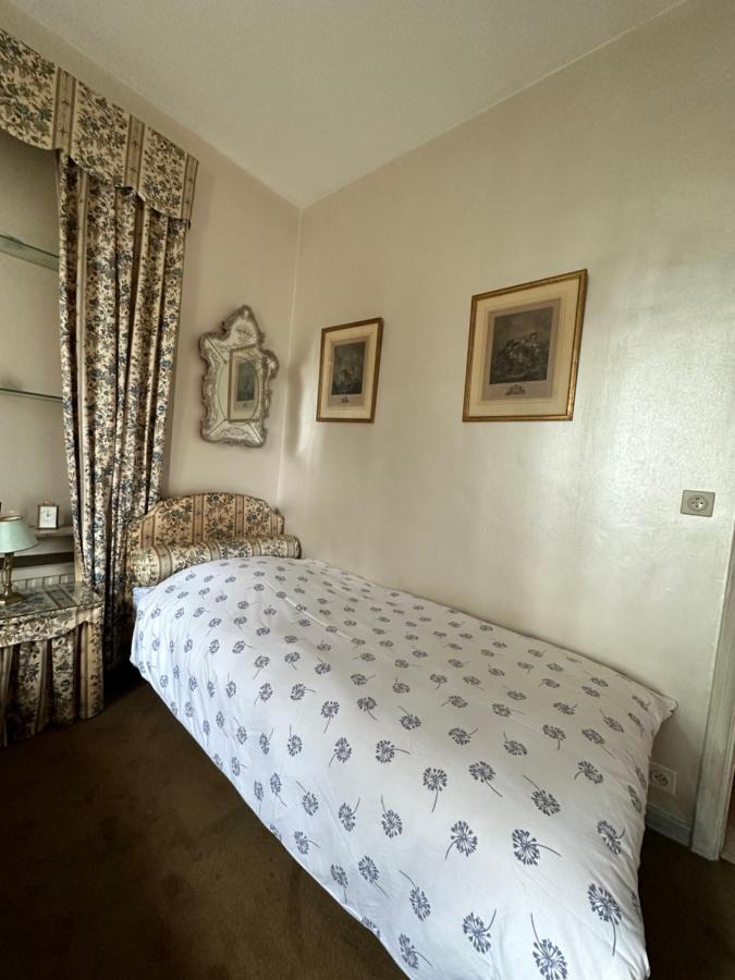 House Of Tanya Bed and Breakfast Brussel Buitenkant foto